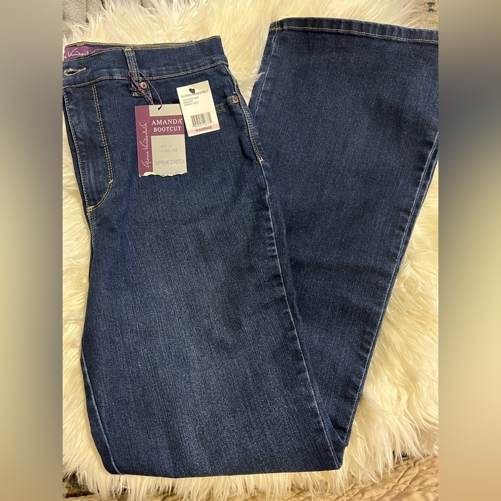 NWT Gloria Vanderbilt Womens Amanda Slim Bootcut 5 Pocket High Rise Jean-Size 10